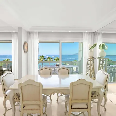 Ref 1991 - Croisette - Sea View For Rent Cannes