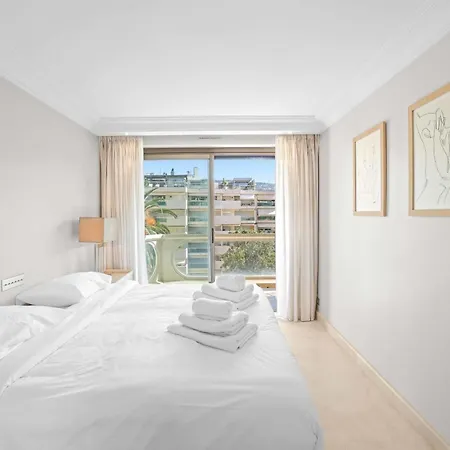 Ref 1991 - Croisette - Sea View For Rent Cannes