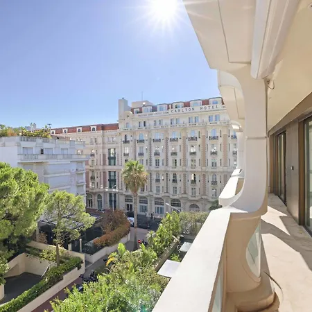 Ref 1991 - Croisette - Sea View For Rent Διαμέρισμα *