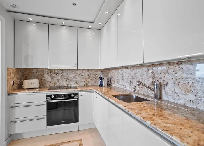 Ref 1991 - Croisette - Sea View For Rent * كان