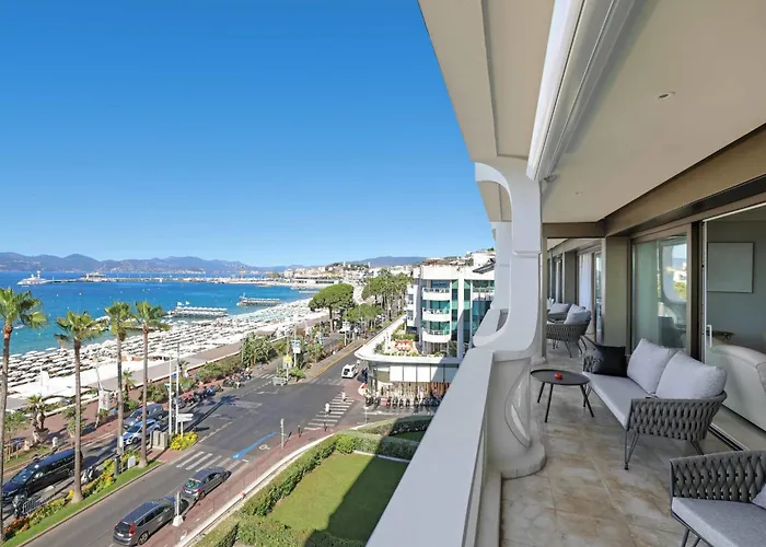 شقة Ref 1991 - Croisette - Sea View For Rent كان