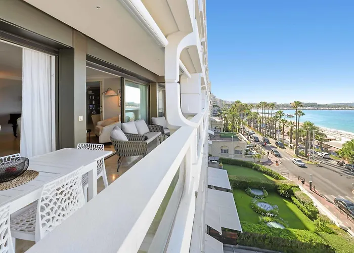 Ref 1991 - Croisette - Sea View For Rent * كان